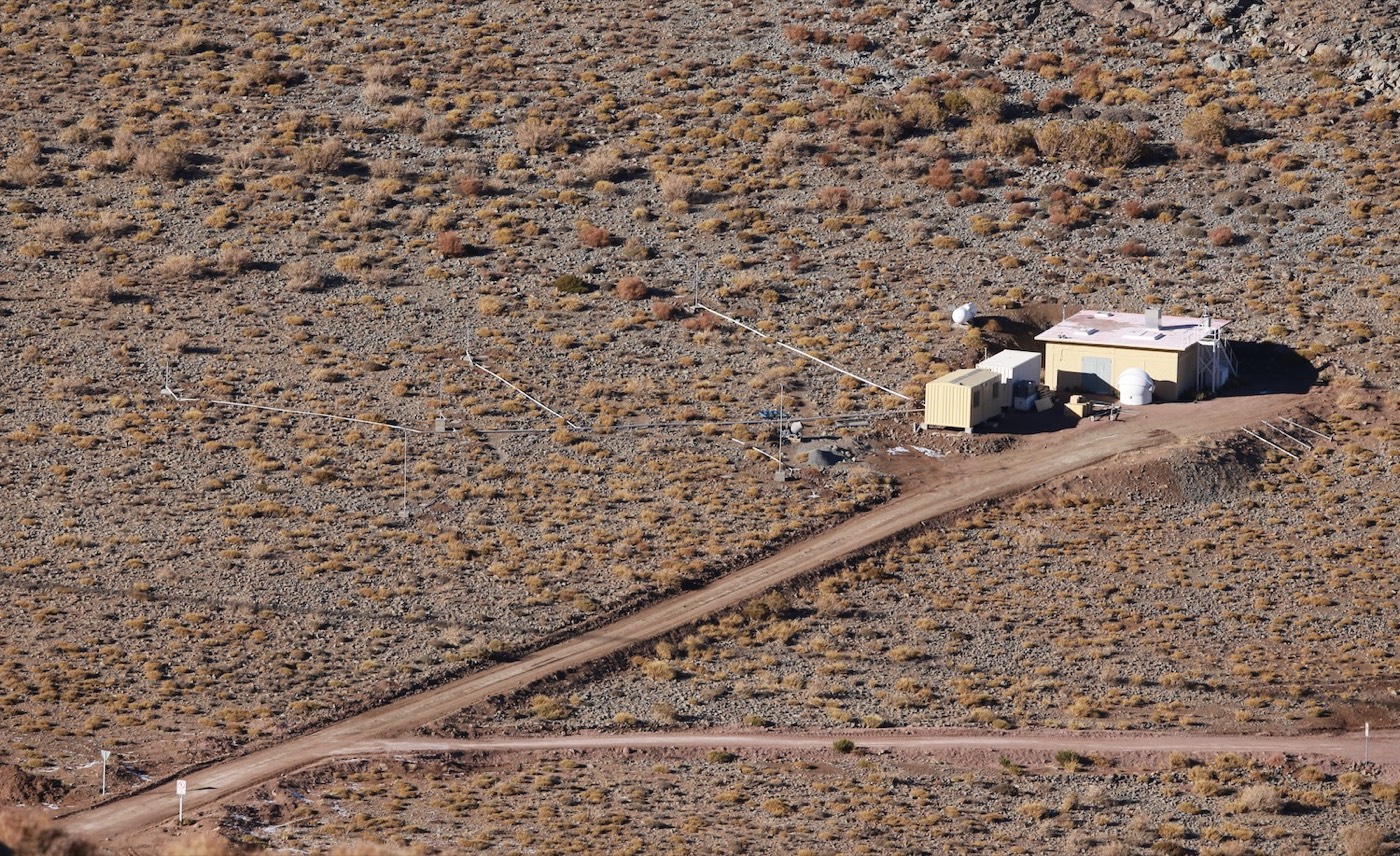 EMDR transmitting and receiving antennas at ALO